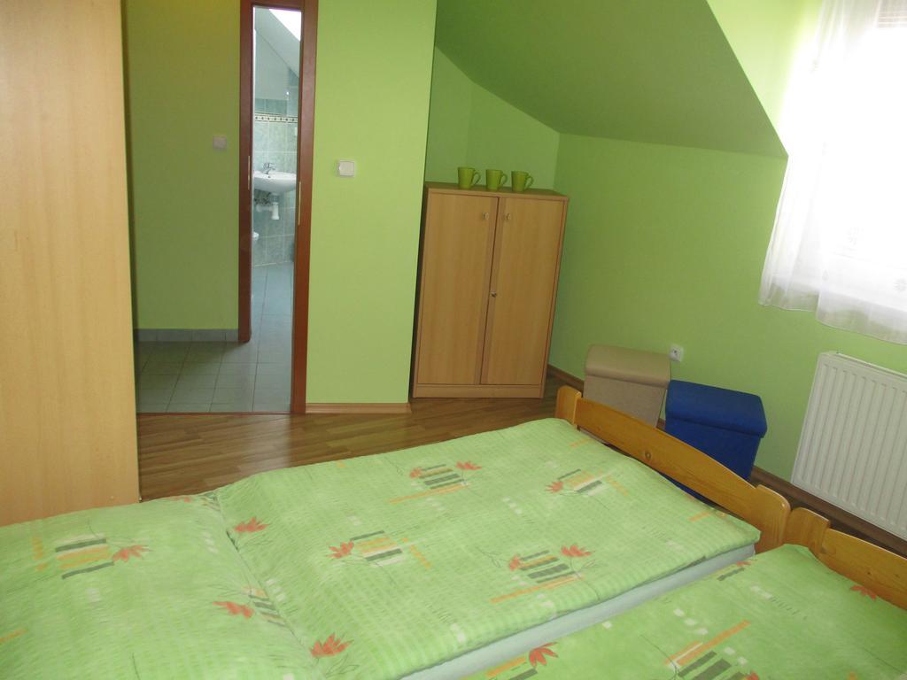 Penzion U Mikulincu Mikulov Exterior foto
