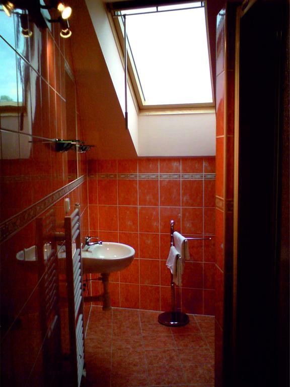 Penzion U Mikulincu Mikulov Zimmer foto